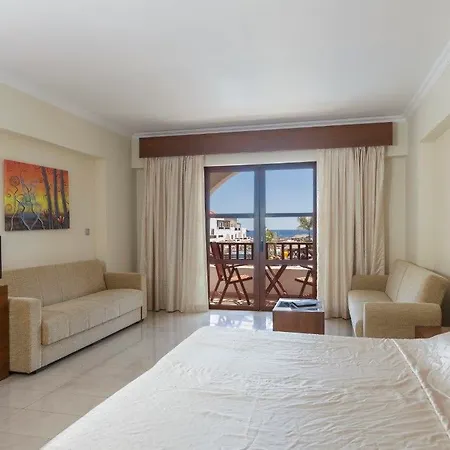 Costa Lindia 5*