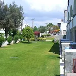 منتجع Costa Lindia 5*